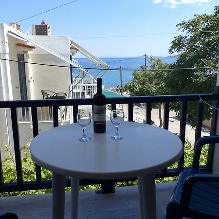 Ferienwohnung To Kamari Paralia Agias Foteinis Exterior foto