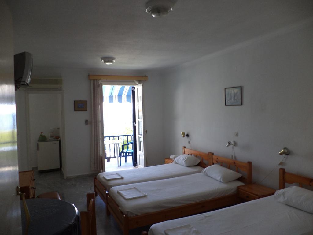 Ferienwohnung To Kamari Paralia Agias Foteinis Exterior foto