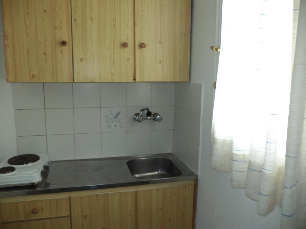 Ferienwohnung To Kamari Paralia Agias Foteinis Zimmer foto